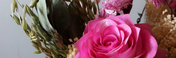 How to Care for Dried Flowers