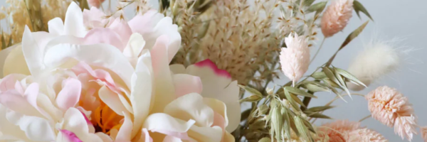 The Perfect Dried Flower Bouquet for Every Anniversary Milestone