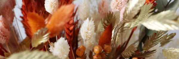 Why Autumn Is the Perfect Season for Dried Flowers in UK Homes